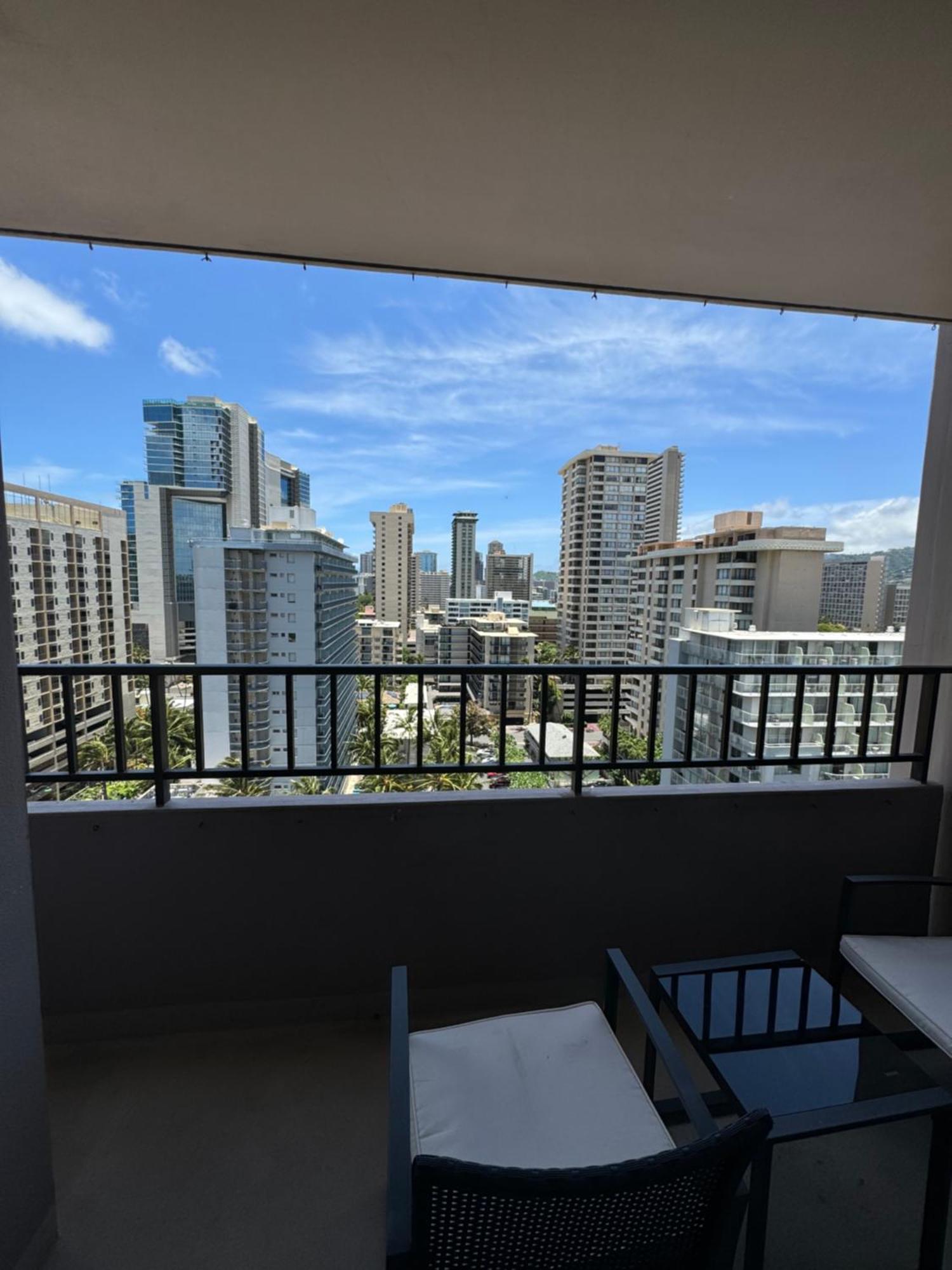 1414- Heart Of Waikiki With Kitchen - Free Parking - City View Villa Honolulu Exterior photo